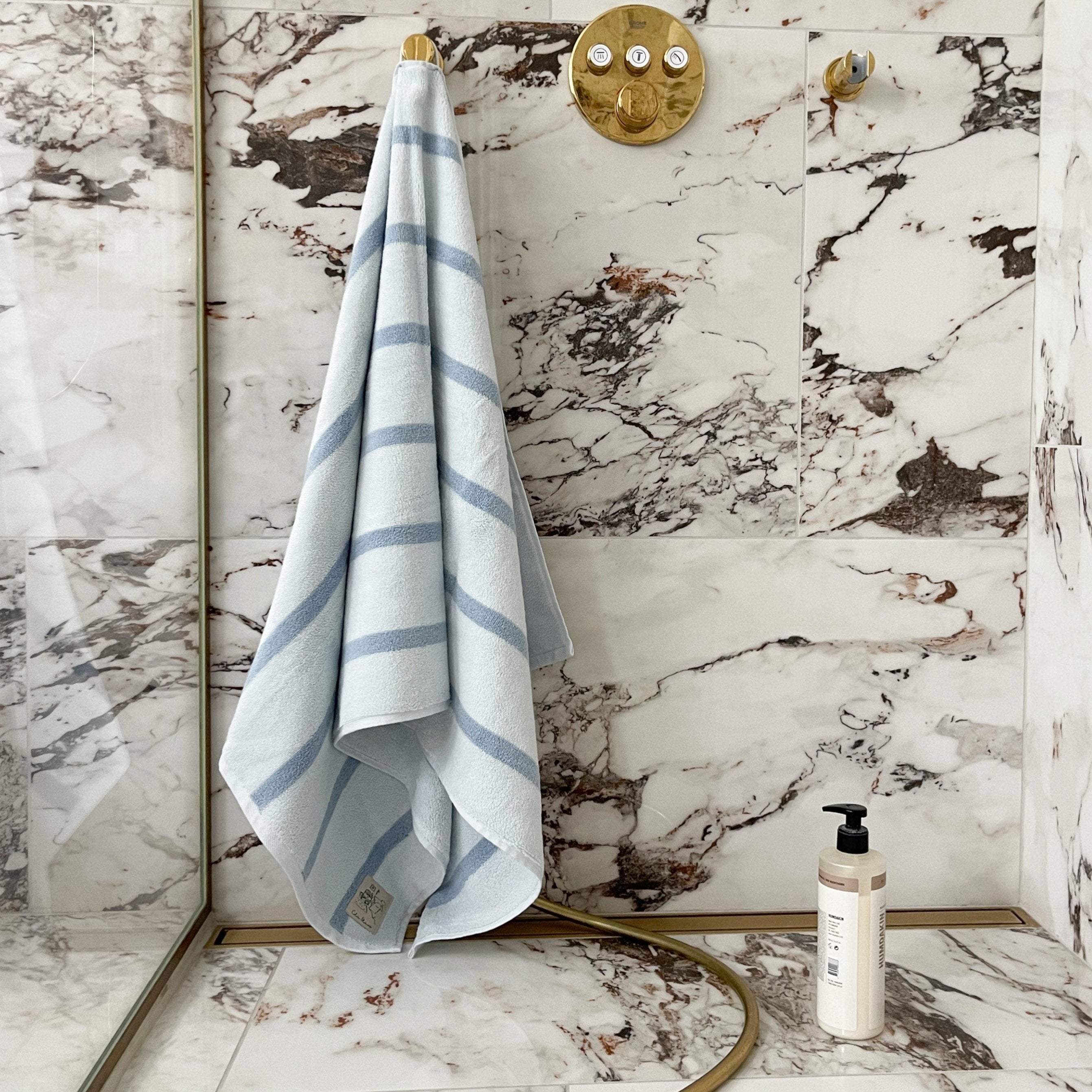 Towel in Stripe - 70x140 cm