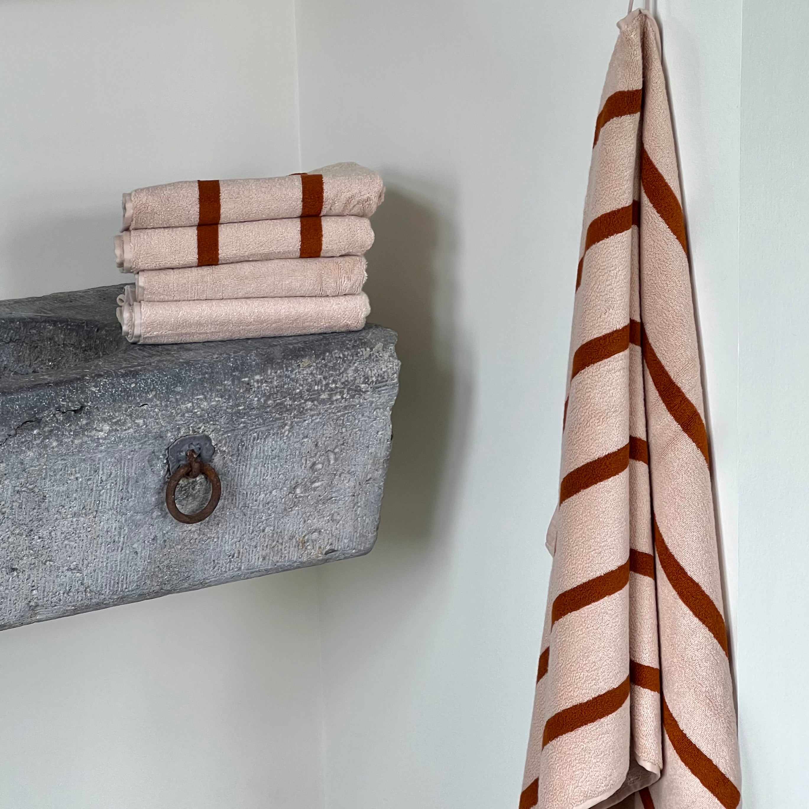 Towel in Stripe - 70x140 cm