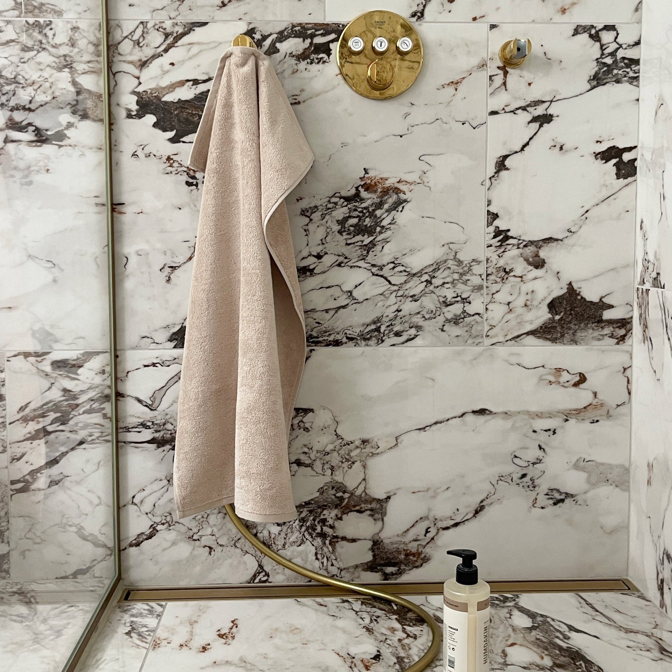 Towel in Solid - 50x80 cm